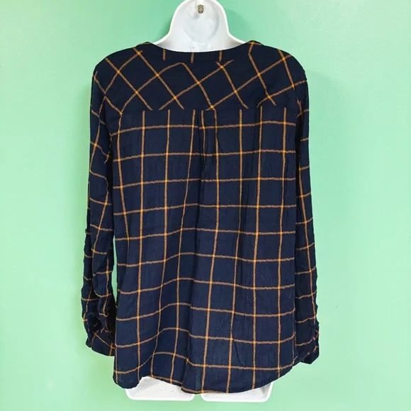 Skies Are Blue Navy Blue & Gold Plaid Erina Henley Top Womens XL - Picture 6 of 8